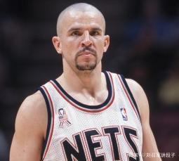 并在关键时 并在关键时