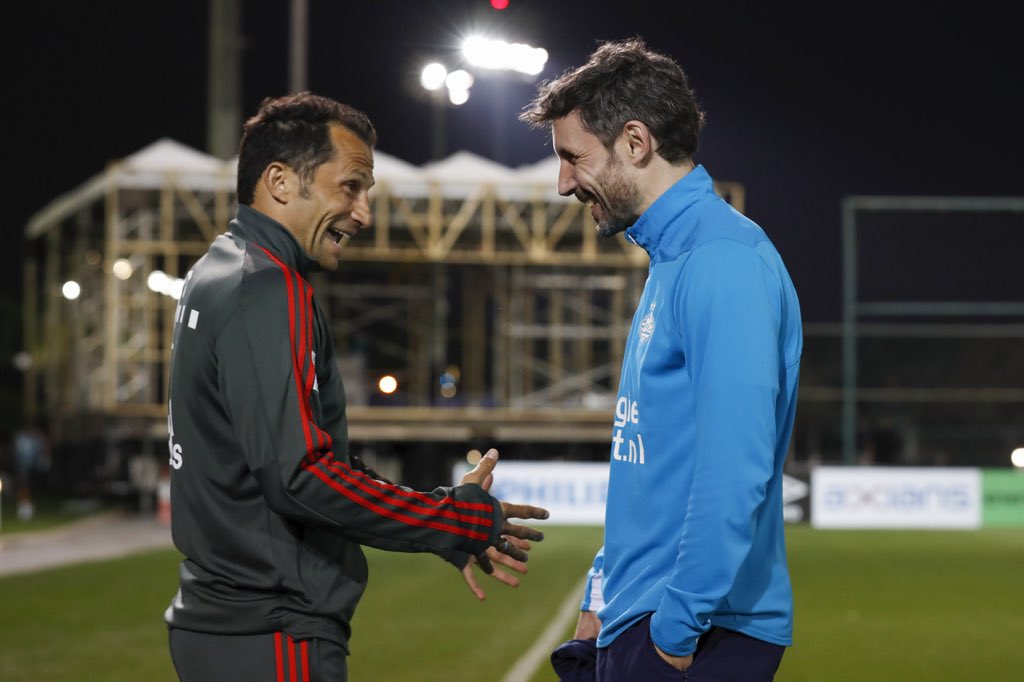 做出方向转 做出方向转